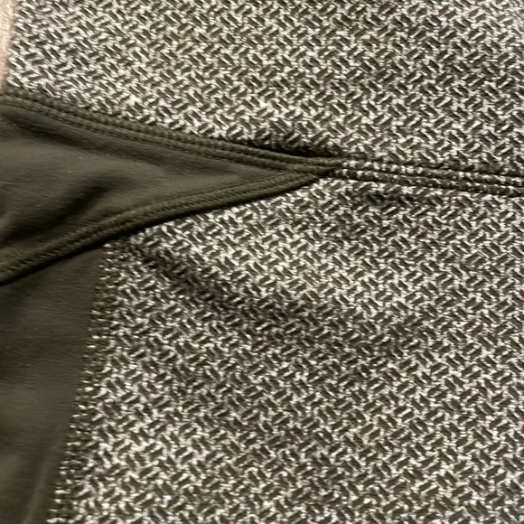 Athleta - Picture 7 of 7